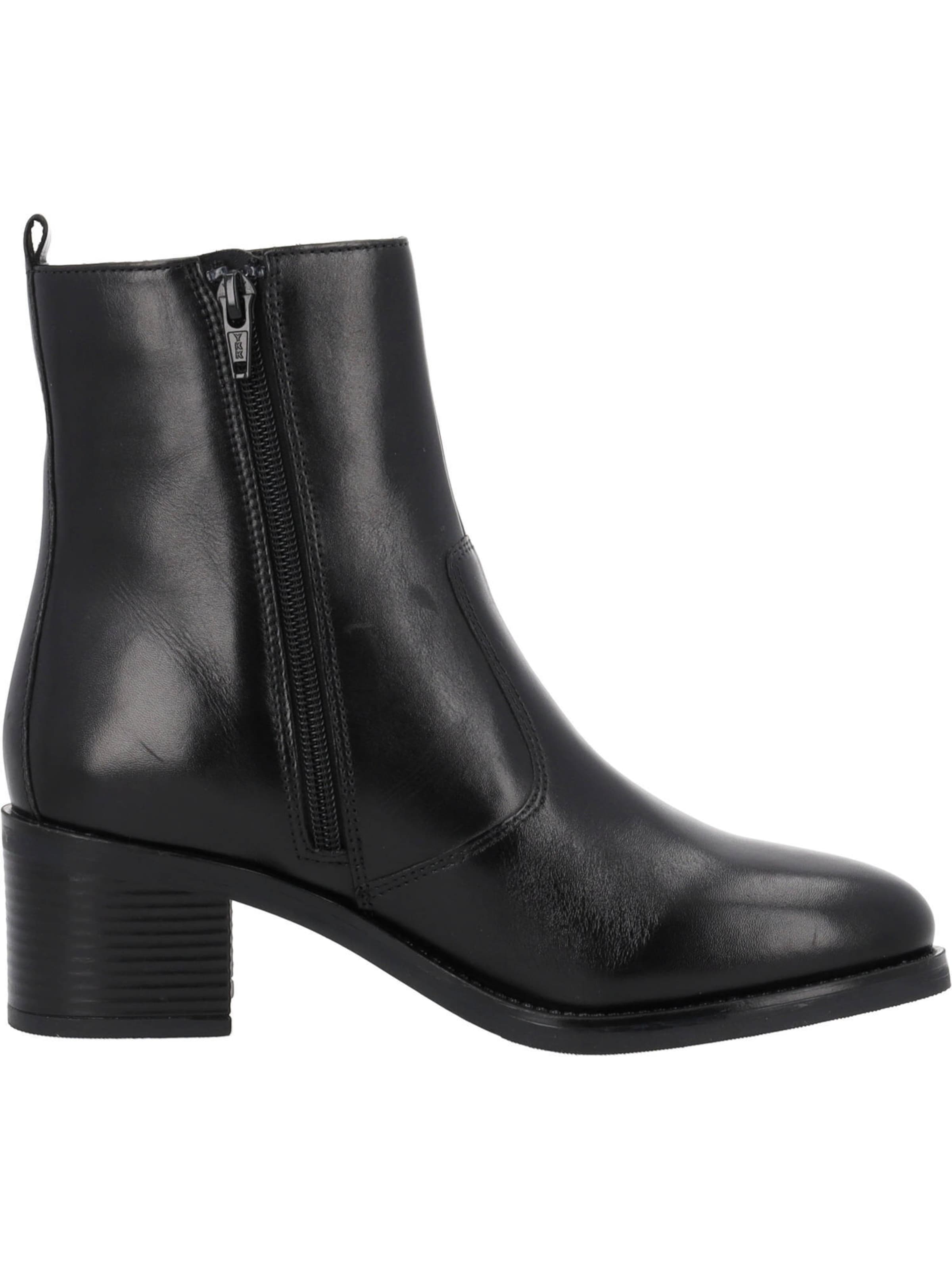 Palado Bootie 'Valna' in Black