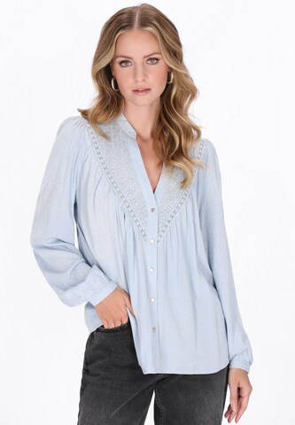 DreiMaster Vintage Blouse in Blue: front