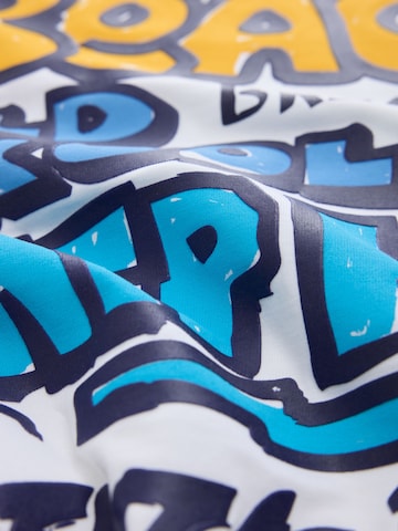 Next - Camiseta en blanco