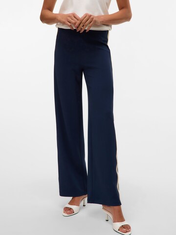 VERO MODA Wide leg Trousers 'VMBerlin' in Blue: front