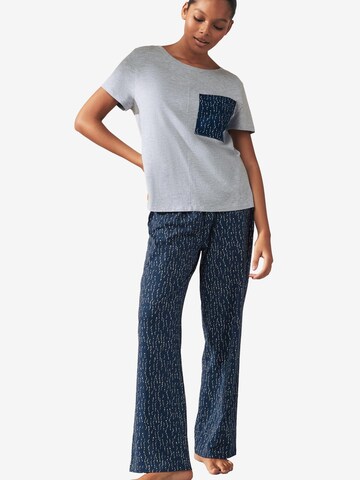 Pijama de la Next pe albastru