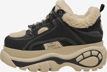 Baskets basses BUFFALO en noir : devant