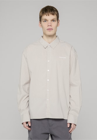 Comfort fit Camicia 'Raton' di Pegador in grigio: frontale