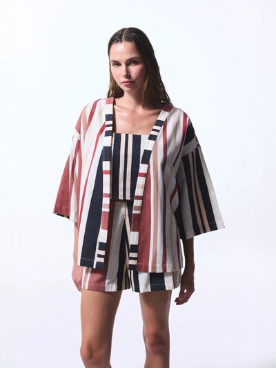 Penti Kimono en XS-S en mélange de couleurs, Vue avec produit