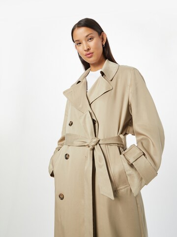 Manteau mi-saison 'Evelyn' WEEKDAY en beige