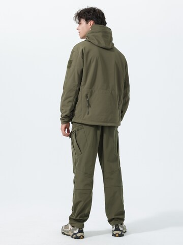 Youthup Sports Suit in Green