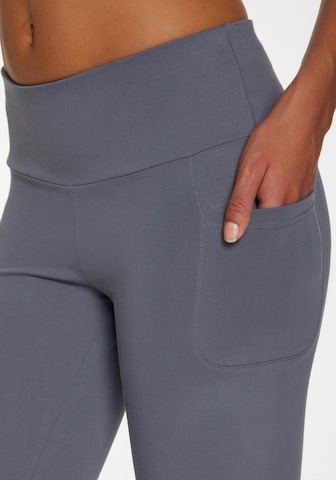 LASCANA ACTIVE Loosefit Sporthose in Grau