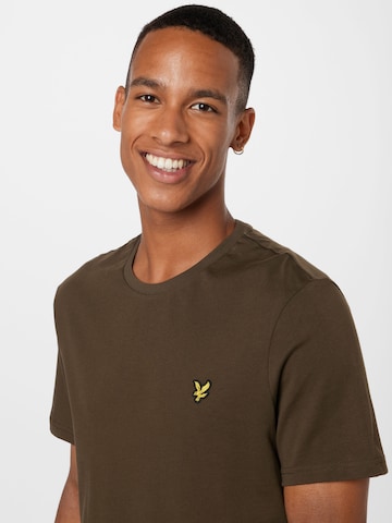 Lyle & Scott Футболка в Коричневый