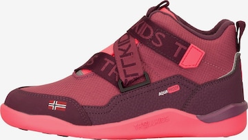 TROLLKIDS Snow Boots in Pink: front