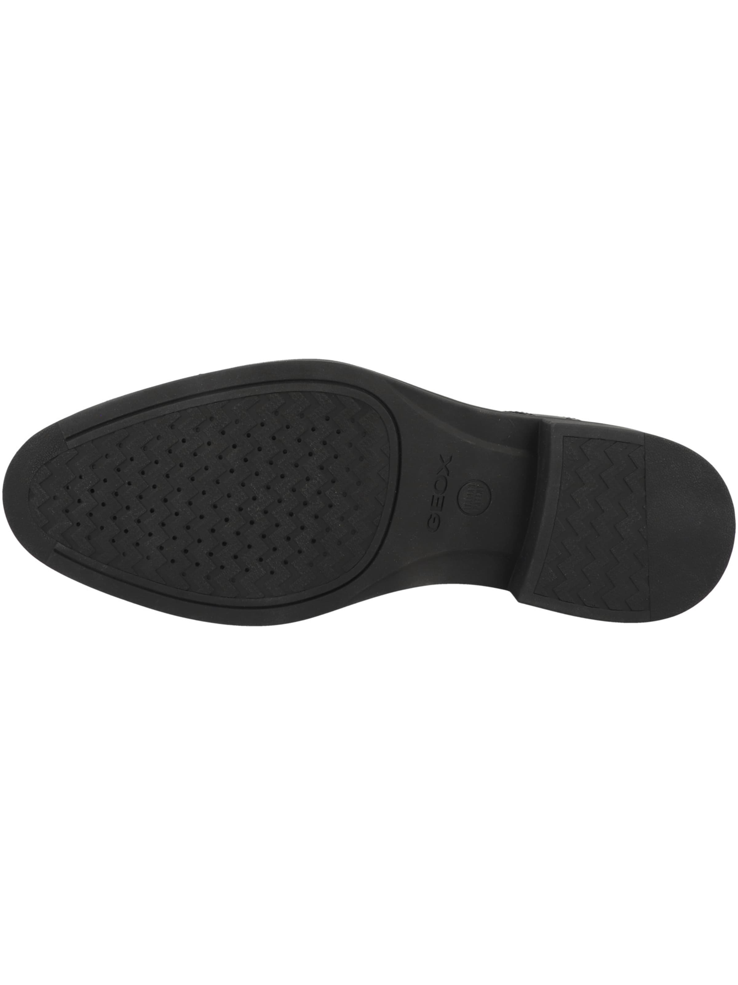 Chaussure à lacets 'Thorian' GEOX en noir