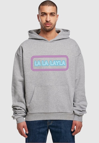 Merchcode Sweatshirt 'La La Layla' in Grijs: voorkant