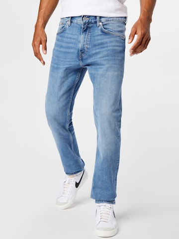 WEEKDAY Regular Jeans 'Easy Poppy' in Blauw: voorkant