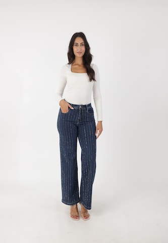 Elara Flared Jeans in Blauw