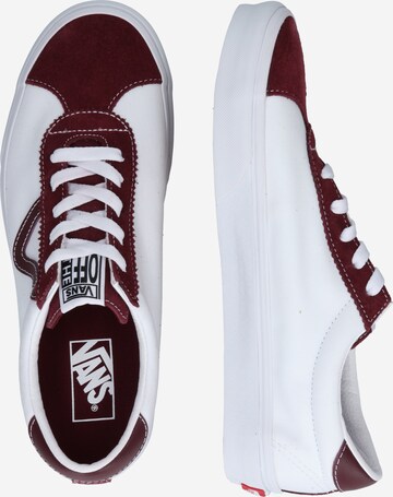 VANS حذاء رياضي بلا رقبة بلون أحمر