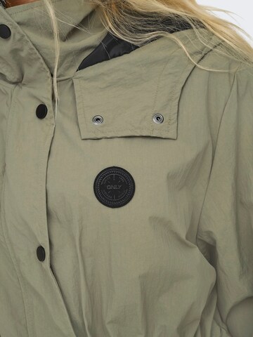 Parka di mezza stagione 'ONLMAMBA' di ONLY in verde
