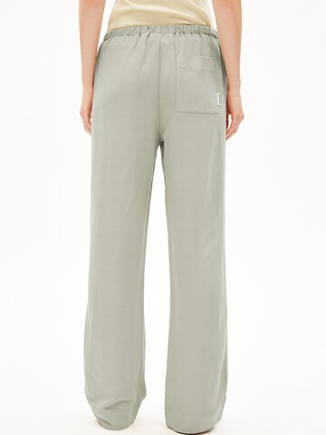 ARMEDANGELS Loose fit Trousers in Green