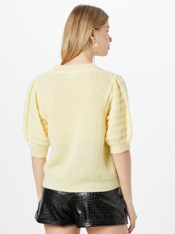 Moves Sweater 'lubana' in Yellow