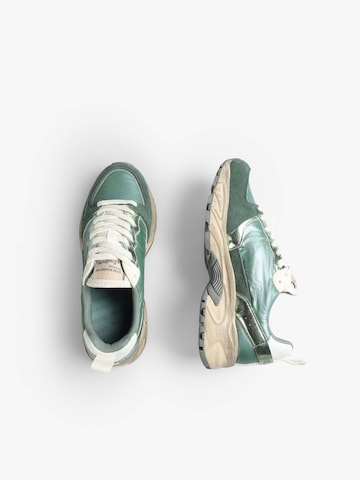 Sneaker low de la Scalpers pe verde