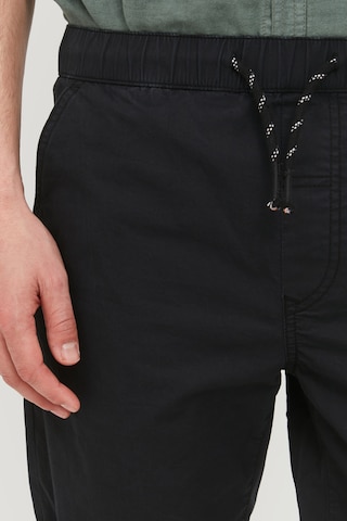 !Solid Regular Chino Pants 'LINAN' in Black