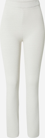 WEEKDAY Slim fit Pants 'Bay' in White: front