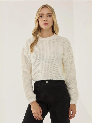 Hiccup Pullover in Weiß: Vorderseite