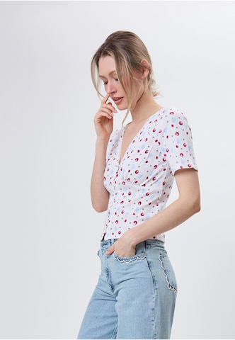 OH APRIL Shirt 'Vianne' in Beige