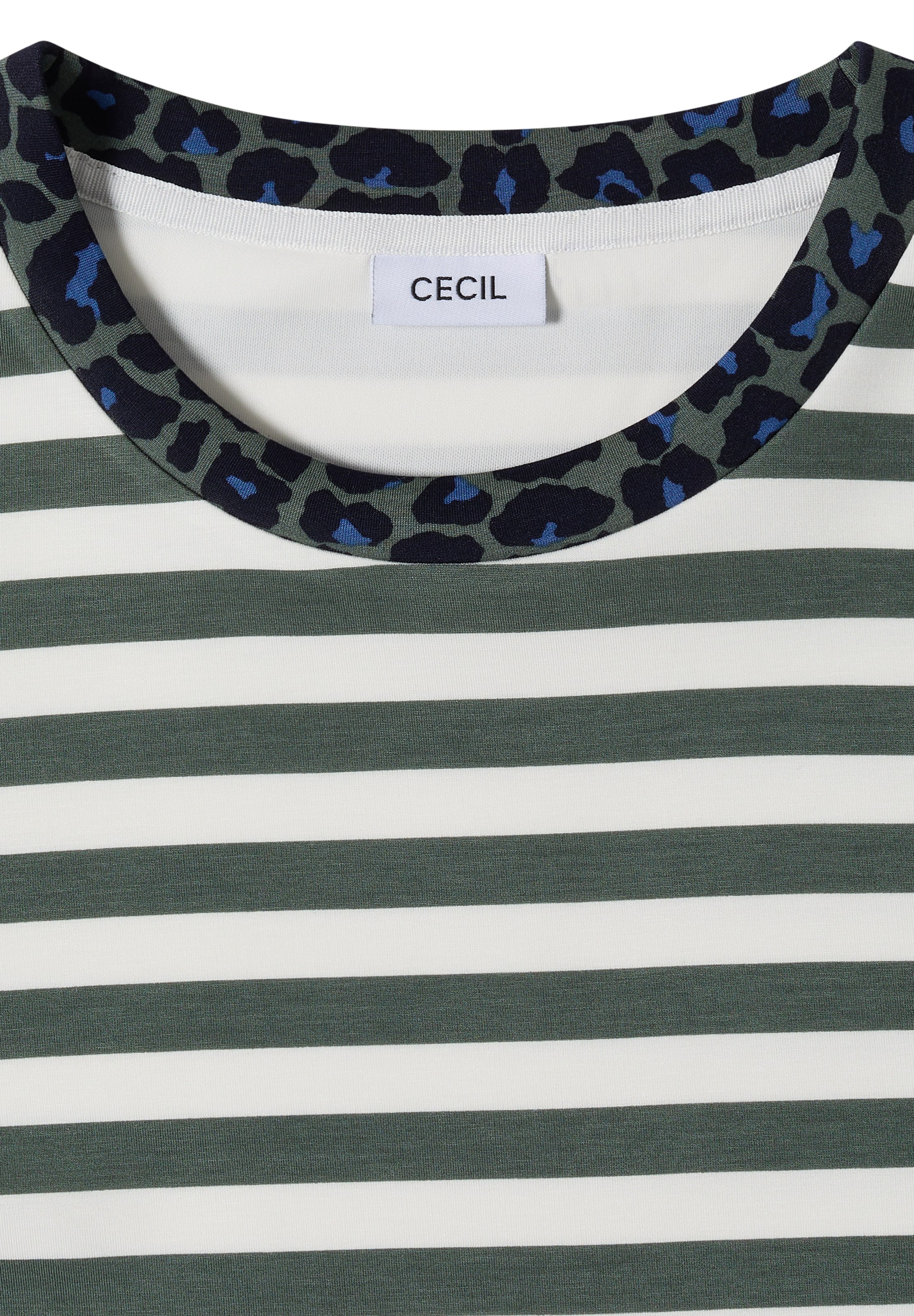 Tricou de la CECIL pe verde