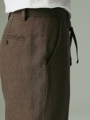 NextLoosefit Chino hlače - smeđa boja