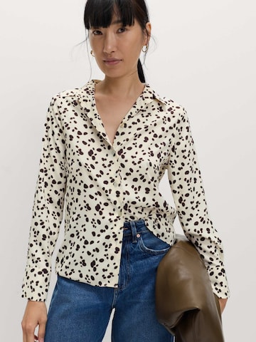 Marks & Spencer Blouse in Beige: front