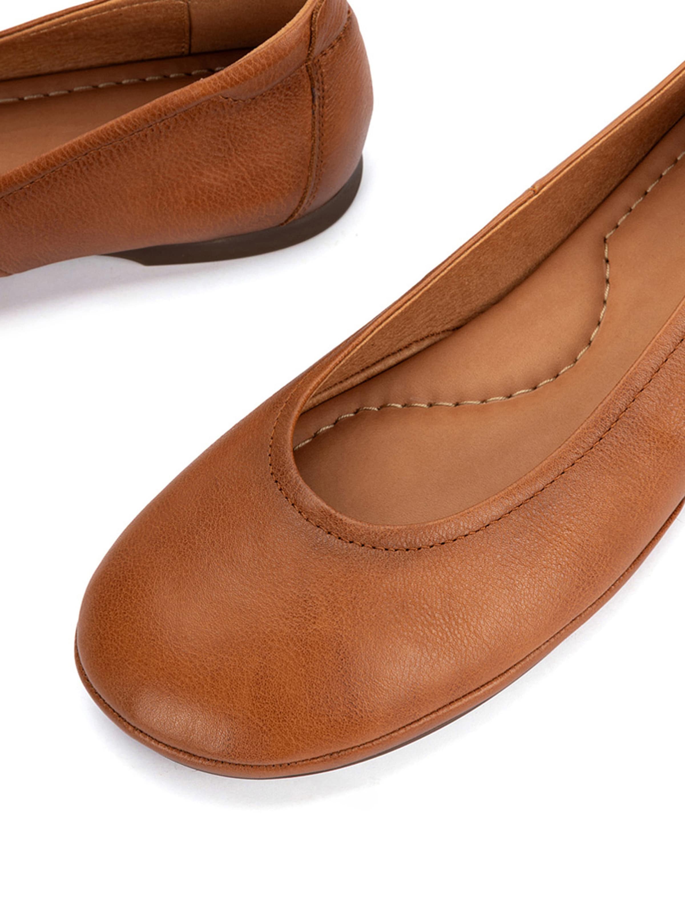 PIKOLINOS Ballerina 'Carmona' in Brown