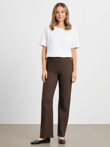 LAURIE Regular Trousers 'Thea' in Brown