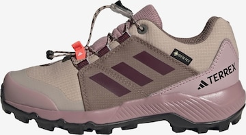 Chaussures basses ADIDAS TERREX en marron : devant