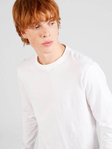 GAP Shirt in Weiß