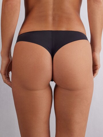 INTIMISSIMI Slip in Schwarz