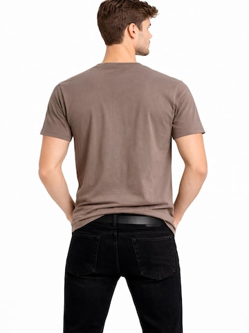 A Question Of (AQO) Shirt 'Anders Tee Garment Dyed' in Brown