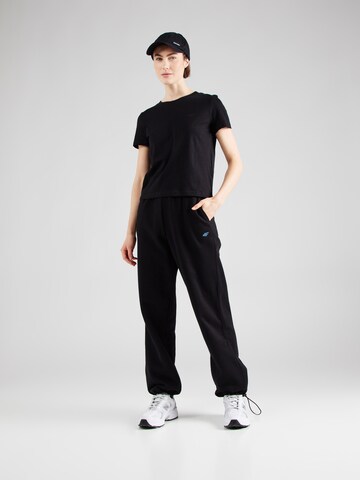 4F Loose fit Sports trousers in Black