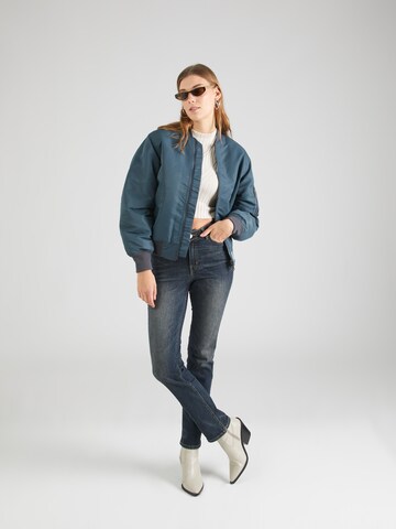 WEEKDAY Regular Jeans in Blau