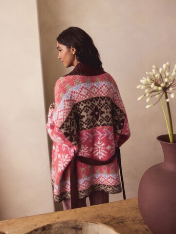 Manteau en tricot Next en rose