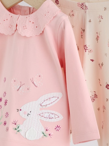 Next Set in Pink