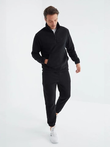 Tuta da jogging di Tommy Life in nero: frontale