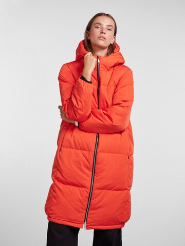 Y.A.S Winter Coat 'MILLY' in Red: front
