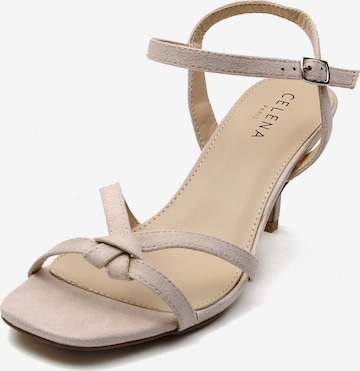 Celena - Sandalias con hebilla 'Chizitelu' en beige