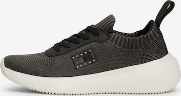 Sneaker low de la Tommy Jeans pe negru: față