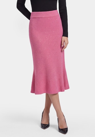 faina Rok in Roze