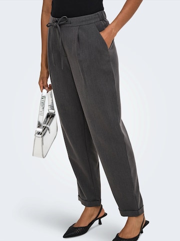 ONLY - regular Pantalón plisado 'ONLNAJMA' en gris