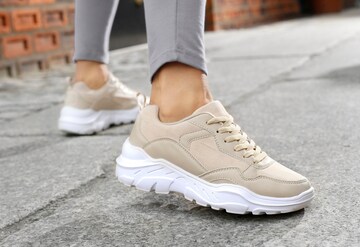 LASCANA - Zapatillas deportivas bajas en beige