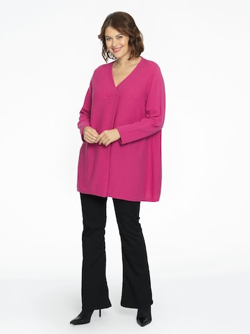 Pull-over Yoek en rose