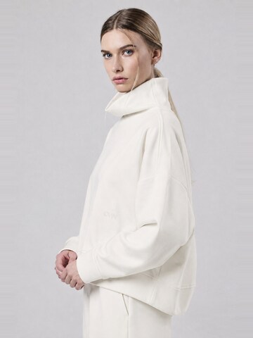 OWN Off With Nature - Sweatshirt 'Felpa Collo Alto Loose Fit in Interlock Off White' em branco