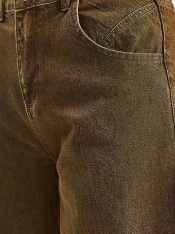 regular Jeans di Bianco Lucci in marrone