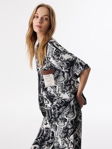 Twist Blouse in Black